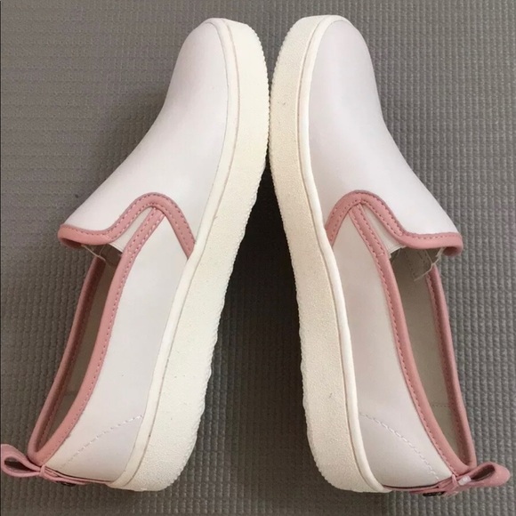 Coach Genuine Leather Petal Trim Cream Slip On - Picture 3 of 6